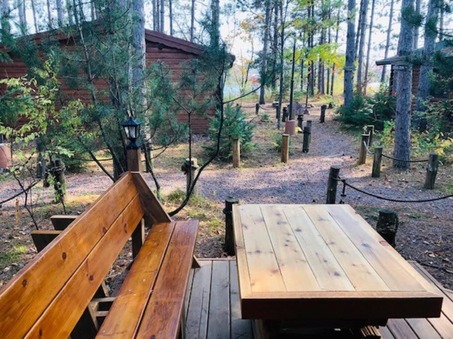 Honeybear Hideaway Cabin Гейворд Екстер'єр фото